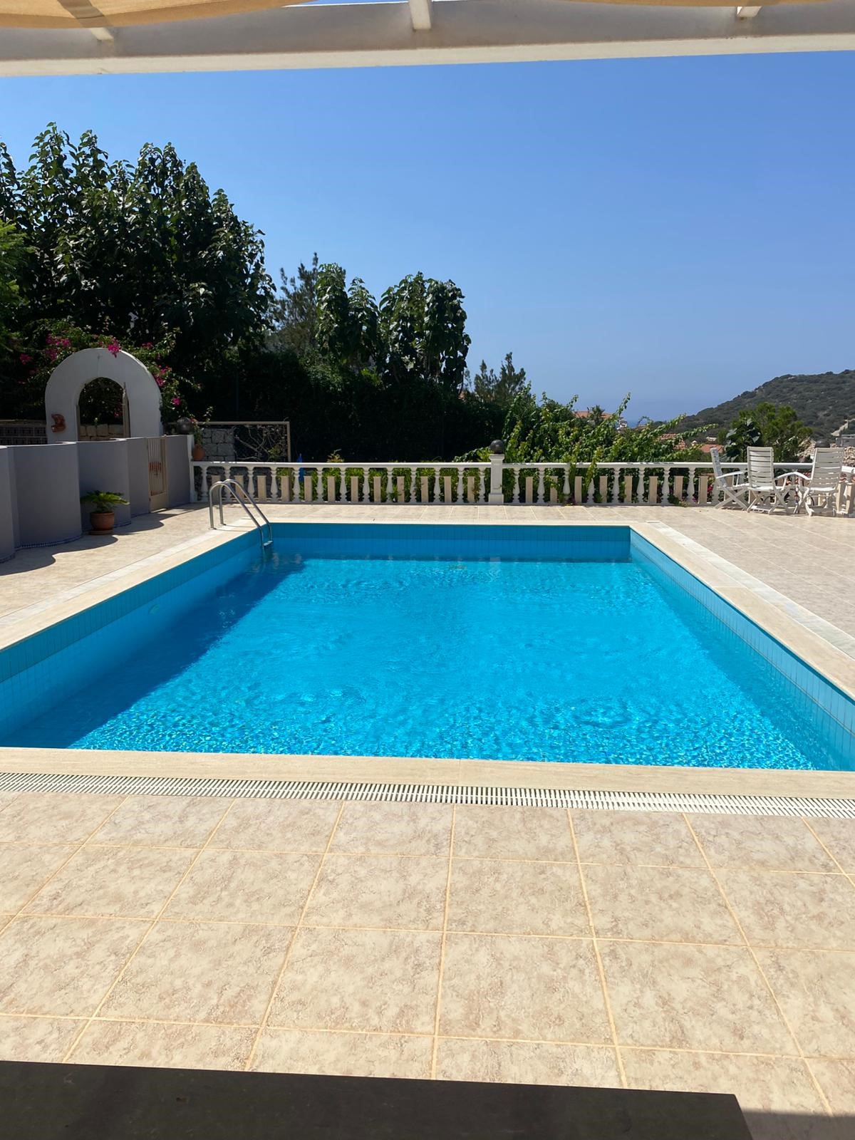 Kaş Çukurbağ yarımadasında deniz manzaralı muhteşem villa