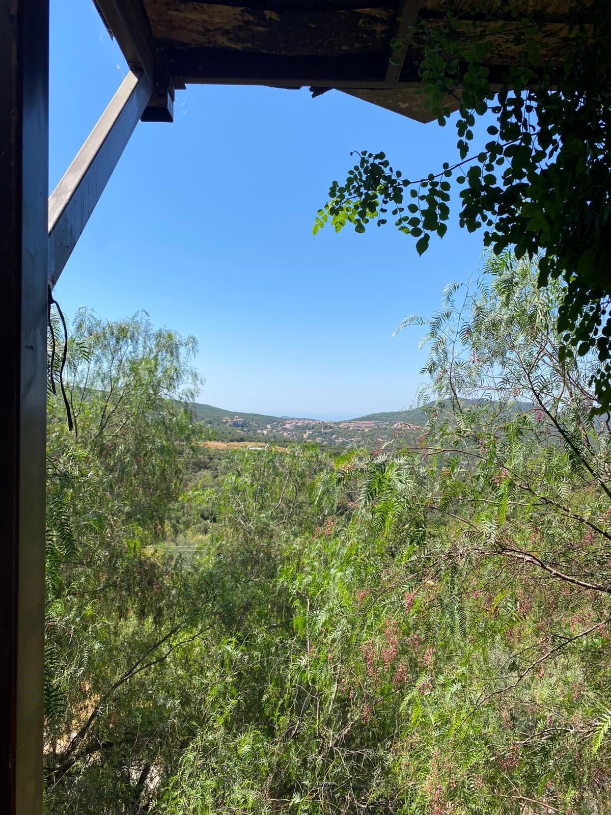 Çukurbağ köyünde ortaçağ tarzında inşaa edilmiş sıradışı villa