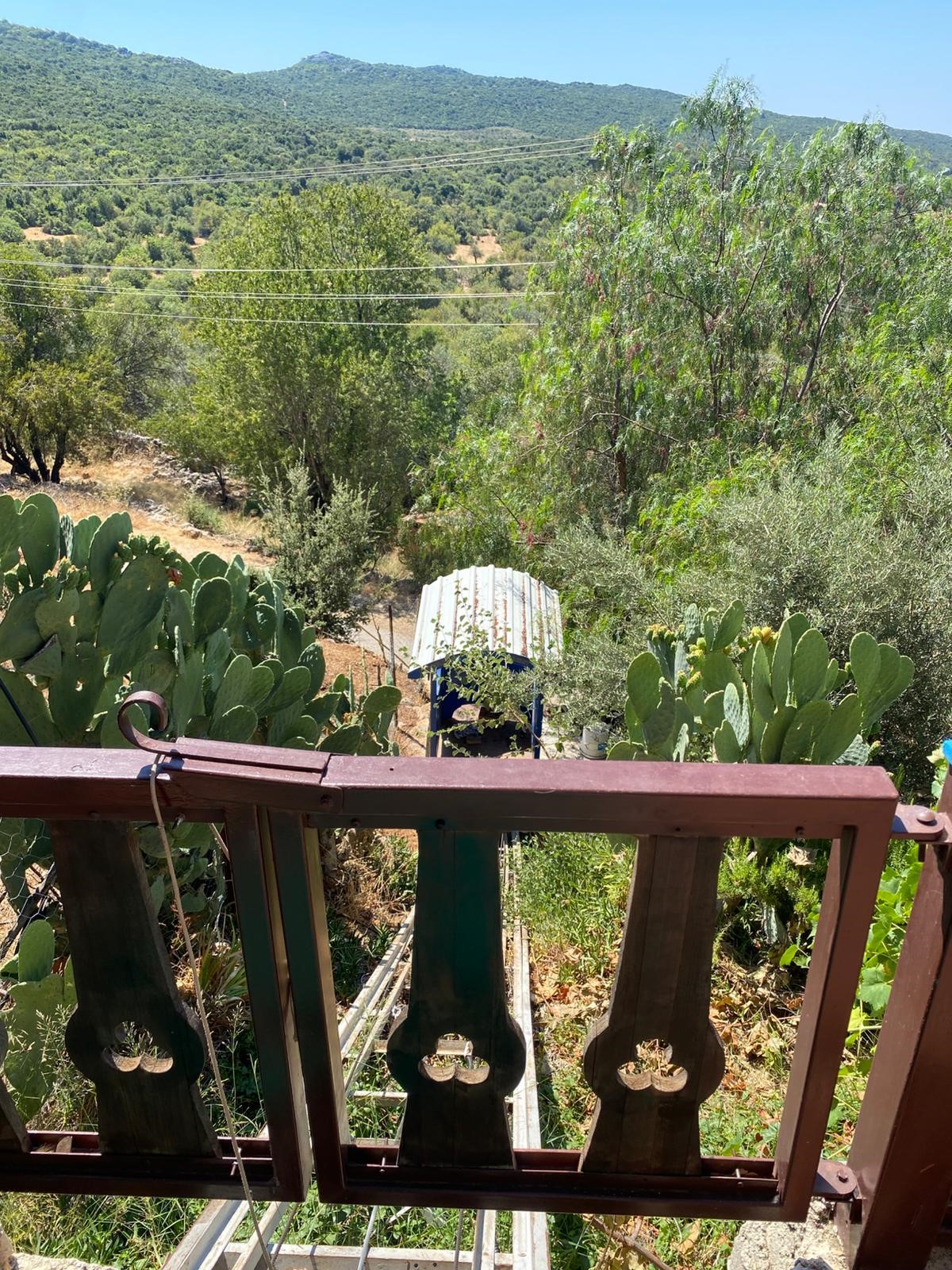 Çukurbağ köyünde ortaçağ tarzında inşaa edilmiş sıradışı villa