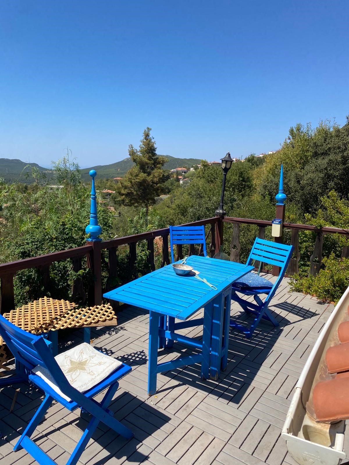 Çukurbağ köyünde ortaçağ tarzında inşaa edilmiş sıradışı villa