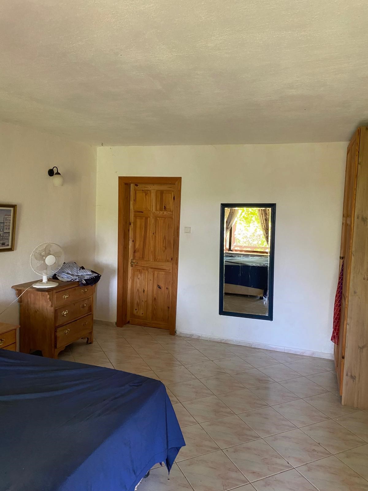 Çukurbağ köyünde ortaçağ tarzında inşaa edilmiş sıradışı villa