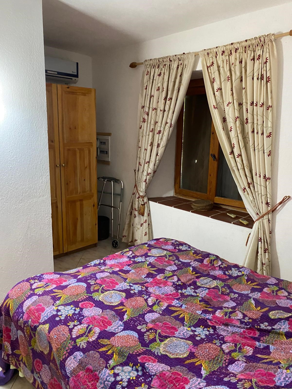 Çukurbağ köyünde ortaçağ tarzında inşaa edilmiş sıradışı villa