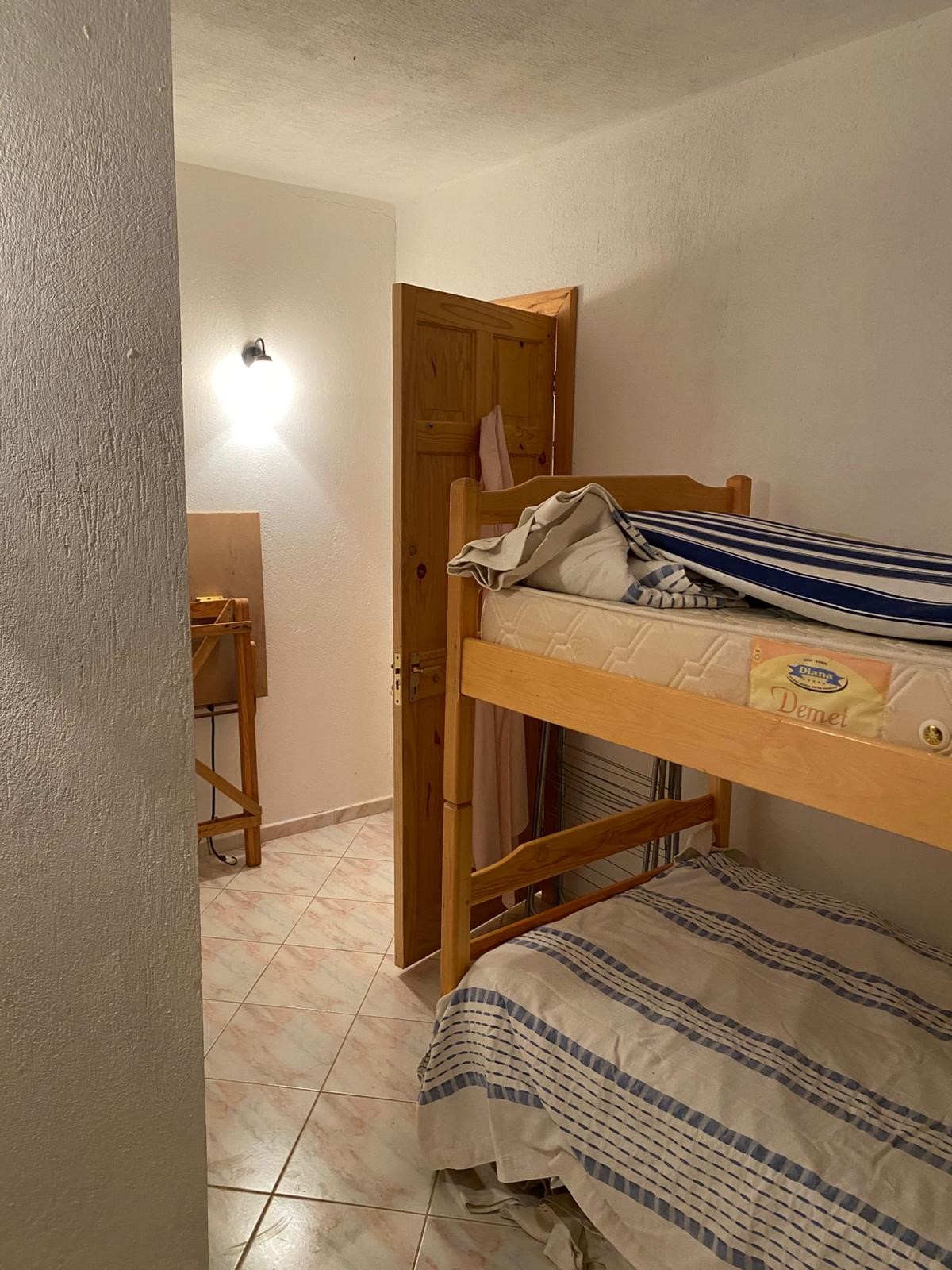 Çukurbağ köyünde ortaçağ tarzında inşaa edilmiş sıradışı villa