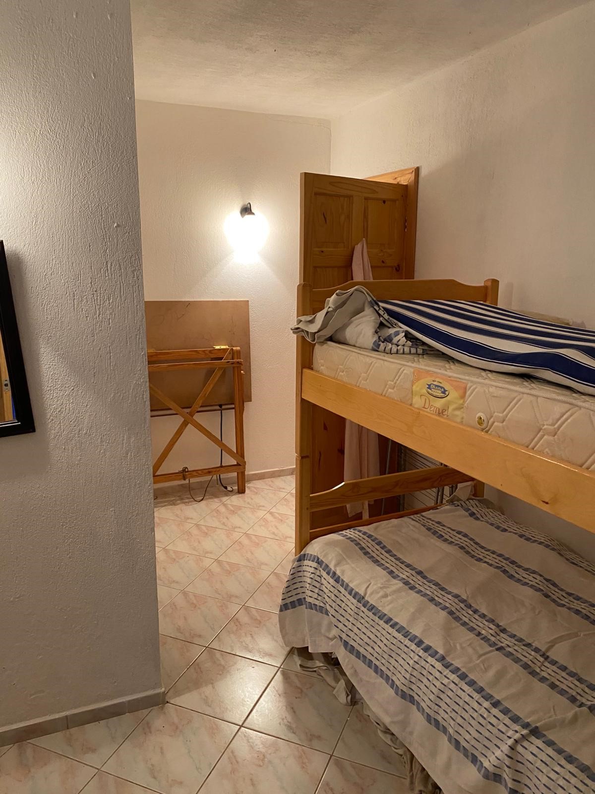 Çukurbağ köyünde ortaçağ tarzında inşaa edilmiş sıradışı villa