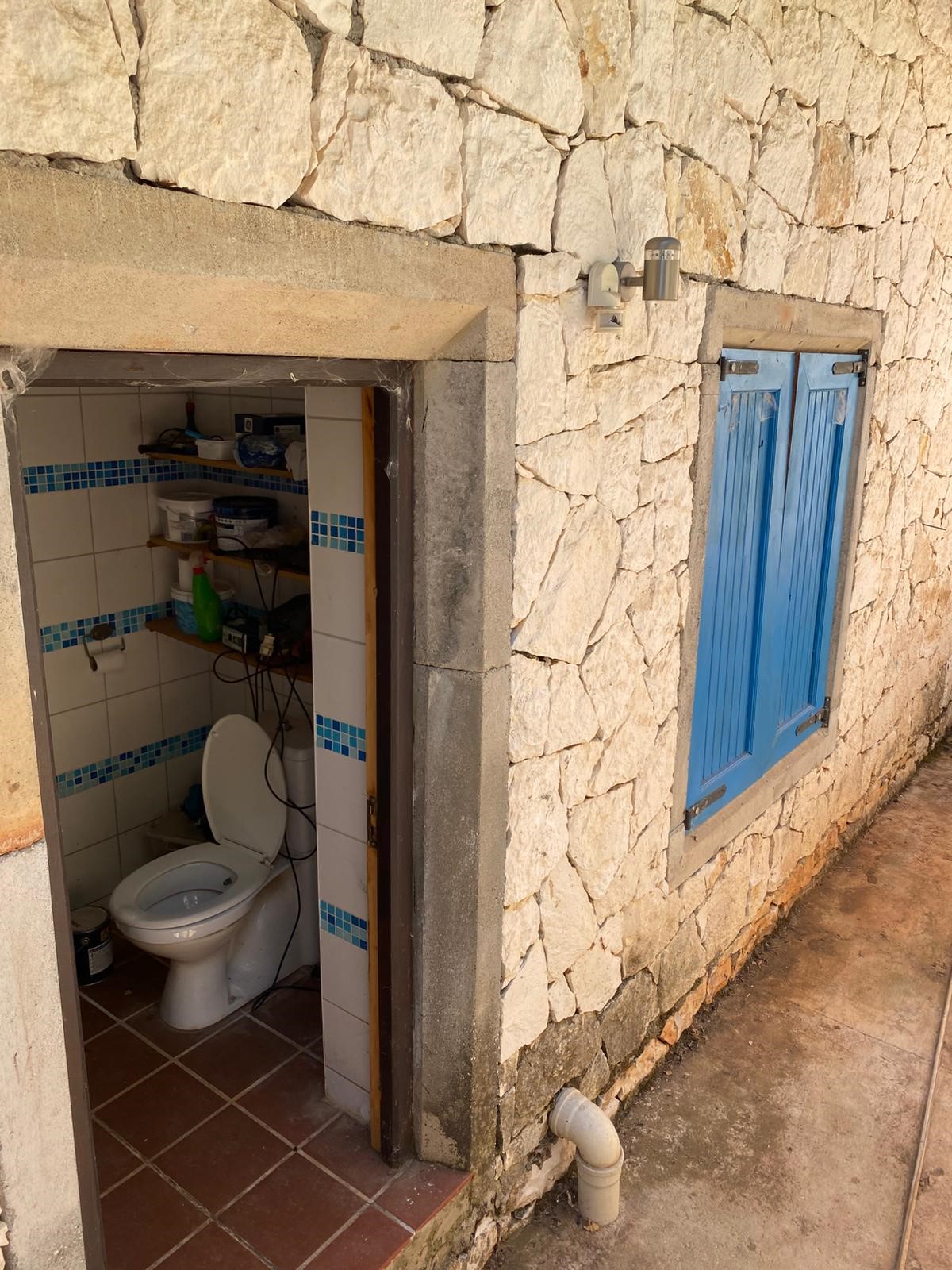 Çukurbağ köyünde ortaçağ tarzında inşaa edilmiş sıradışı villa