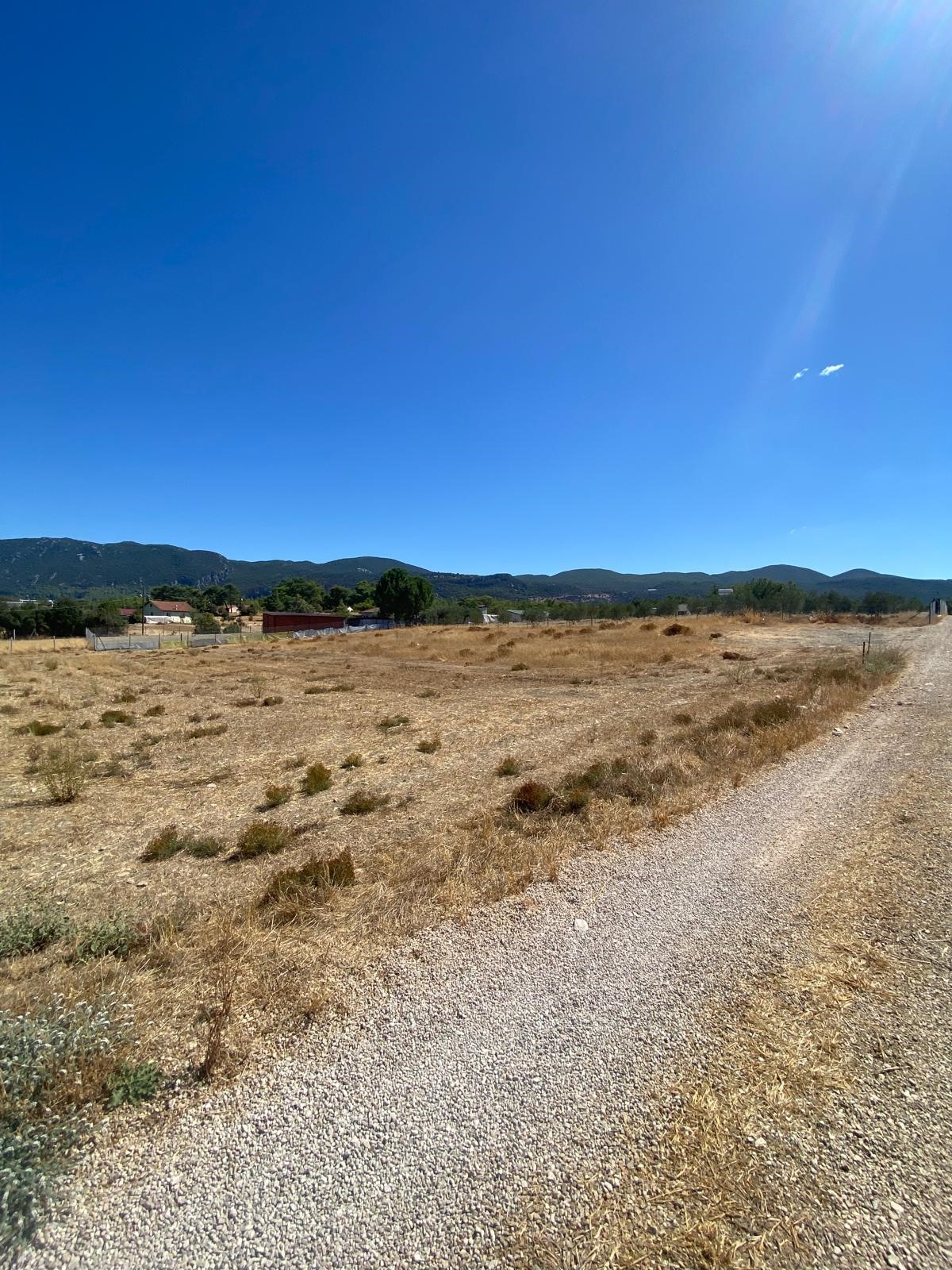 Kaşın Uğrar köyü Kırtepe mahallesinde kupon tarla