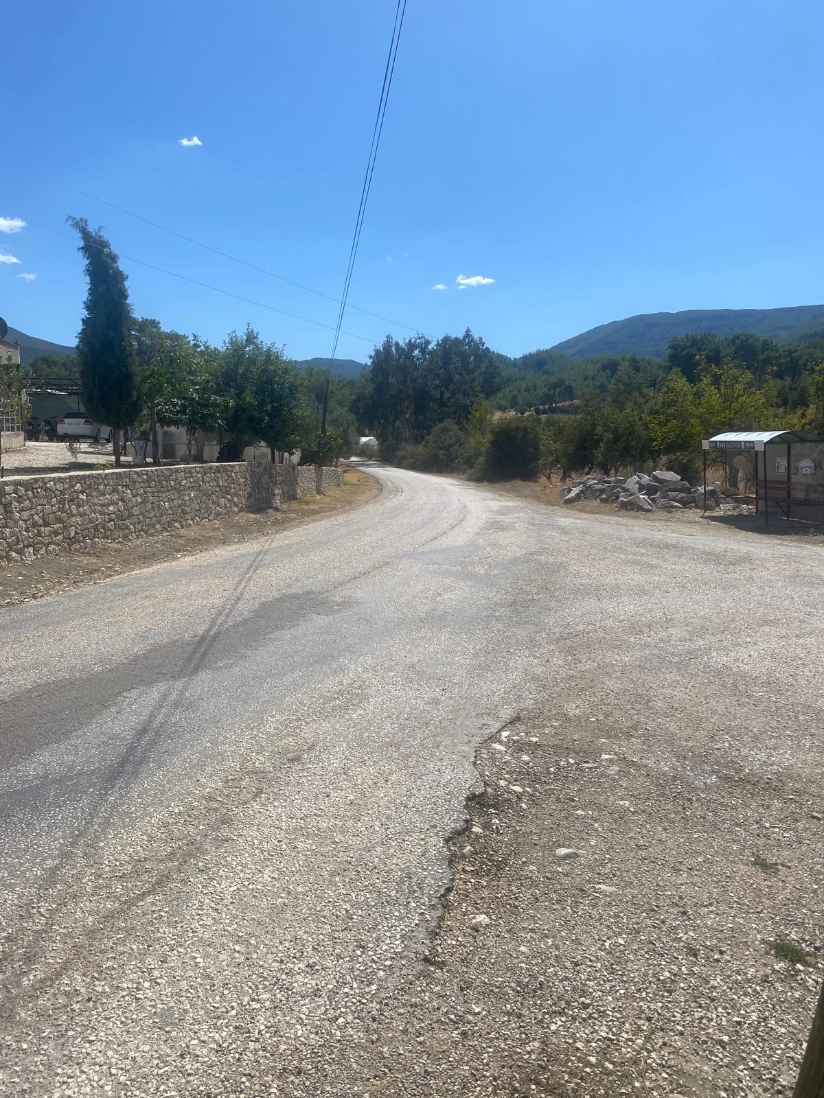 Kaşın en potansiyelli köylerinden Uğrar da tarla