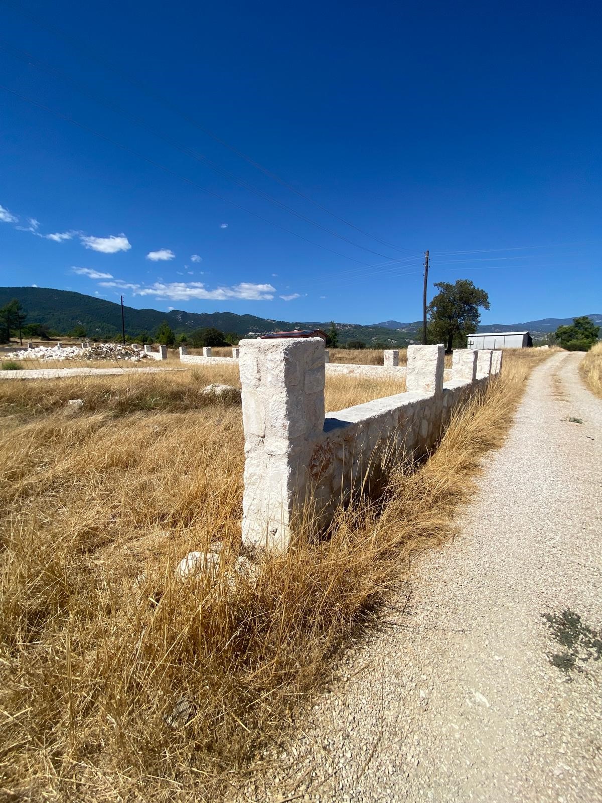Kaşın Uğrar köyü Kırtepe mahallesinde kupon tarla
